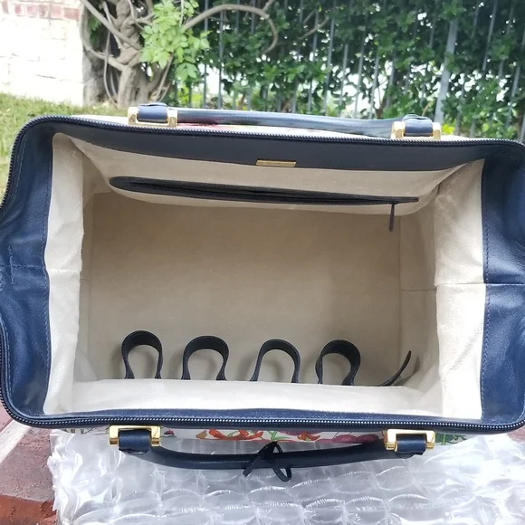 Vintage Rare Gucci White Flora Train case style Boston Vanity handbag - Picture 11 of 16